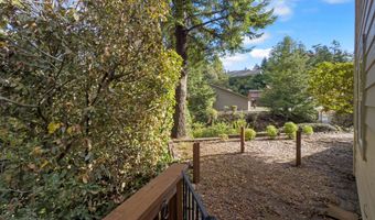 1735 Arch Ln, Brookings, OR 97415