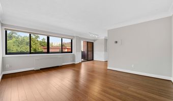 1525 S GEORGE MASON Dr S 20, Arlington, VA 22204