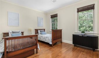 70 Great Rd, East Greenwich, RI 02818
