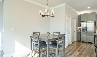 2809 SW Hampshire Ave, Bentonville, AR 72713