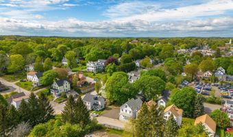 31 Bath St, Bath, ME 04530