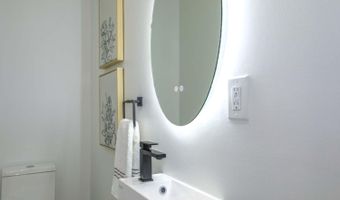 424 TAYLOR St NW 1, Washington, DC 20011