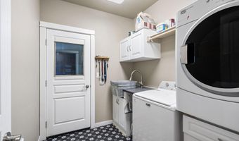 64350 Old Bend Redmond Hwy, Bend, OR 97703