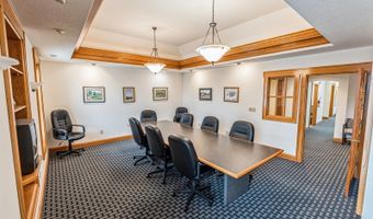 111 2nd St SE, Altoona, IA 50009