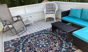 13 Sound View Hts, Branford, CT 06405