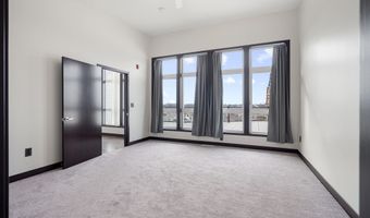 120 Twin Steeples Cir NE Unit 315, Dyersville, IA 52040