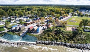 5919 Lake Rd W, Ashtabula, OH 44004