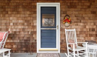 63 Longfellow Rd, Jamestown, RI 02835