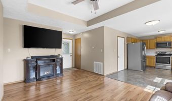 406 W Cline St, Aurora, MO 65605