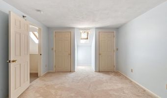 35 Chandler Dr, Atkinson, NH 03811