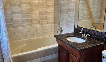 902 4th Ave SW, Austin, MN 55912