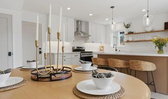 2610 Chestnut Ave, Carlsbad, CA 92010