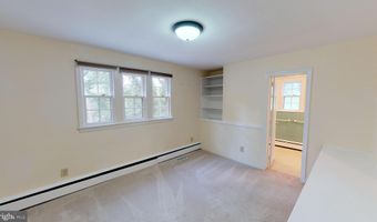 4740 34TH St N, Arlington, VA 22207