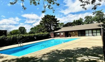 239 N MILL Rd 217, Addison, IL 60101