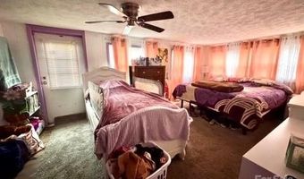 15 Deno Dr, Asheville, NC 28806