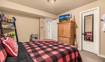 21916 E Costilla Dr, Aurora, CO 80016