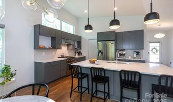 4211 Mantle Ct, Charlotte, NC 28205