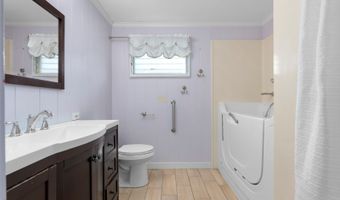 45-313 Nakuluai St, Kaneohe, HI 96744