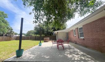 2300 Arbor Dr, Biloxi, MS 39531