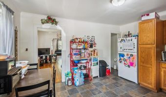 7 Farwell St, Barre, VT 05641