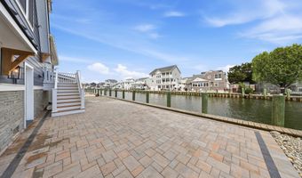247 PINE Dr, Bayville, NJ 08721