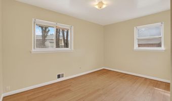 3601 CREST Dr, Annandale, VA 22003