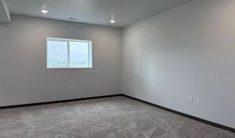 901 Bennington Dr, Box Elder, SD 57719