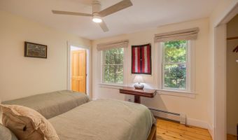 7 Greenway Ct, Bar Harbor, ME 04609