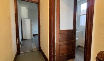 347 E KING St, York, PA 17403