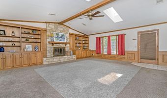 107 Parkview Dr, Amarillo, TX 79106