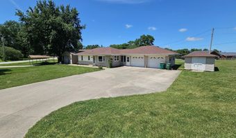 513 N Oak St, Agency, IA 52530