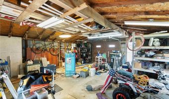 16002 Lyon Rd, Altamont, KS 67330