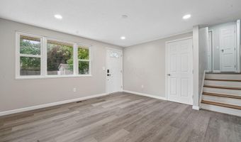 3255 Winding Creek Dr, Columbus, OH 43223