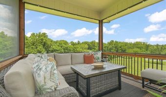 14450 Aurora Ln, Basehor, KS 66007