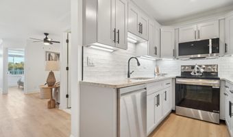 401 Broadway 21A, Barnegat Light, NJ 08006