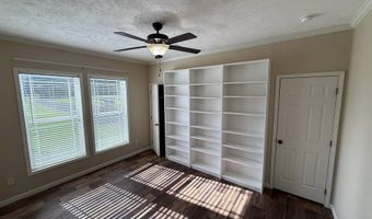 242 Arthur Kirk Rd, Beebe, AR 72012
