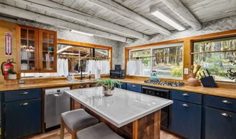 11677 Highway 238, Applegate, OR 97530