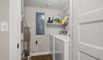 921 Lake Viking Ter, Altamont, MO 64640