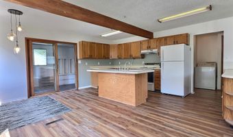 1111 Kingsbury St, Belle Fourche, SD 57717