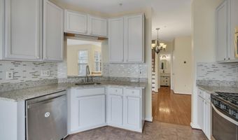 20489 COOL FERN Sq, Ashburn, VA 20147