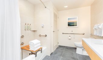 1390 Kapiolani Blvd 3002, Honolulu, HI 96814