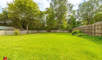 515 5th St, Benton, LA 71006