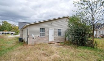 244 Lawrence St, Adairsville, GA 30103
