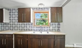 167 Hickory St, Andover, OH 44003