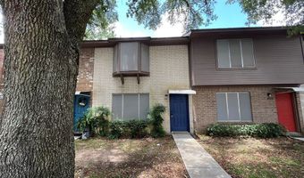 1039 N Chenango St, Angleton, TX 77515
