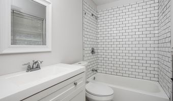 5225 SAKSTON Dr, Anniston, AL 36206