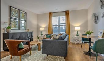 1020 Lusso Ave 200, Columbus, OH 43201