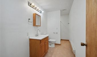 1003 Lisa Ct, Baldwin City, KS 66006