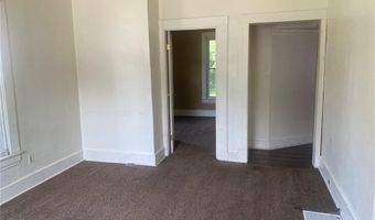 1105 W 9th St, Alton, IL 62002