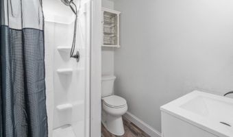 2 Solitude Ct, Alloway, NJ 07462